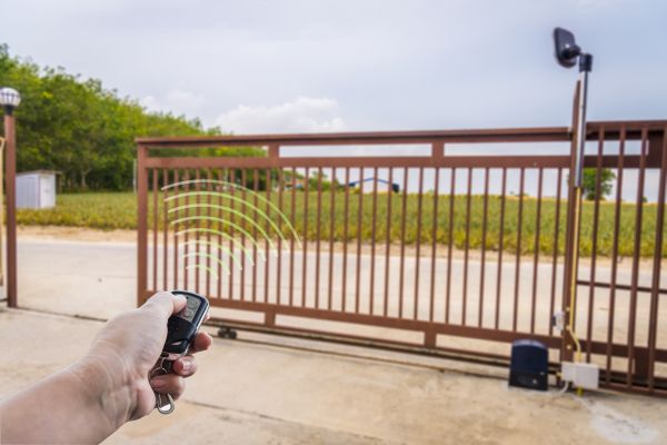 Motorized Gate Installation in Anderson